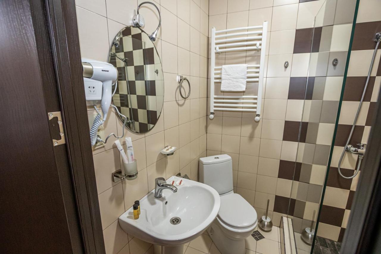 Hotel Old Tbilisi 5 Rooms ภายนอก รูปภาพ