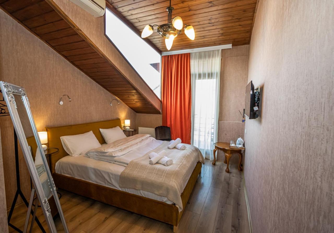 Hotel Old Tbilisi 5 Rooms ภายนอก รูปภาพ
