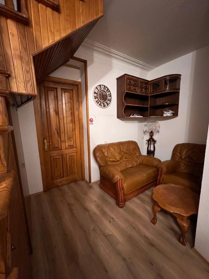 Hotel Old Tbilisi 5 Rooms ภายนอก รูปภาพ